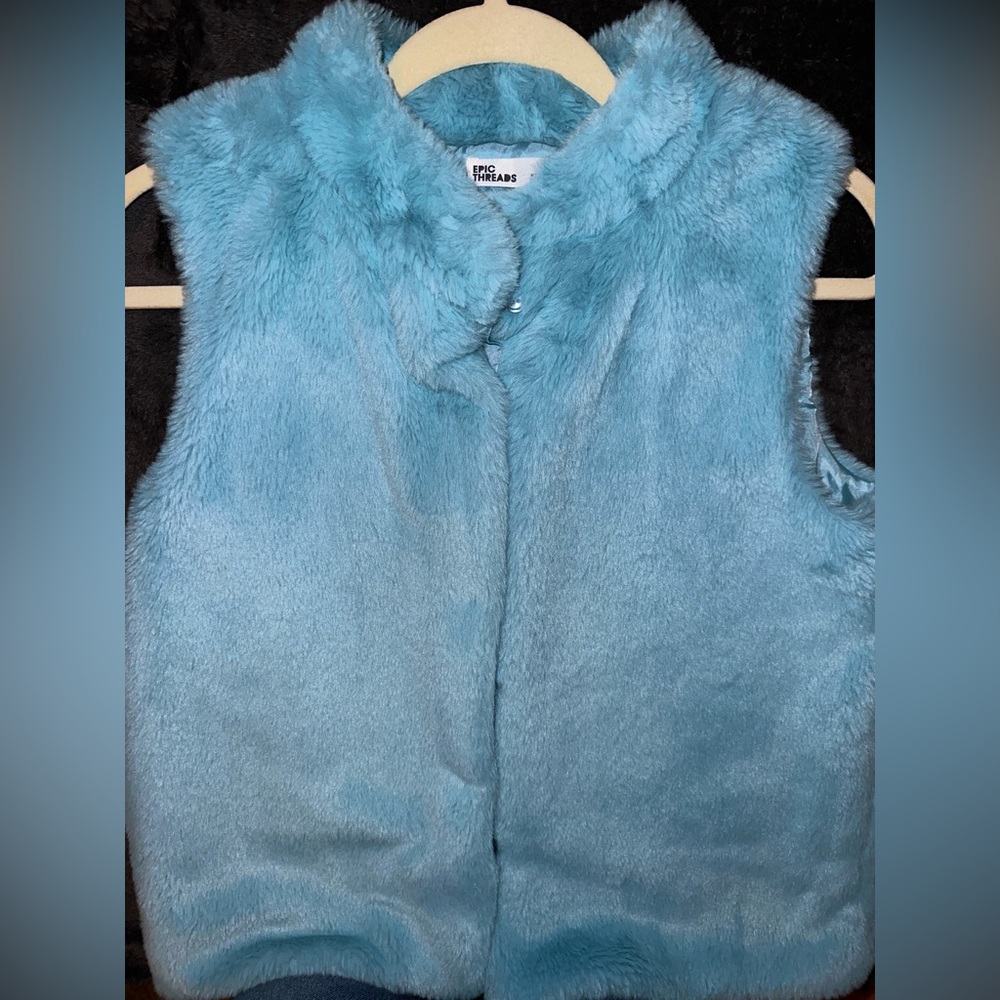 Vest - Picture 2 of 2